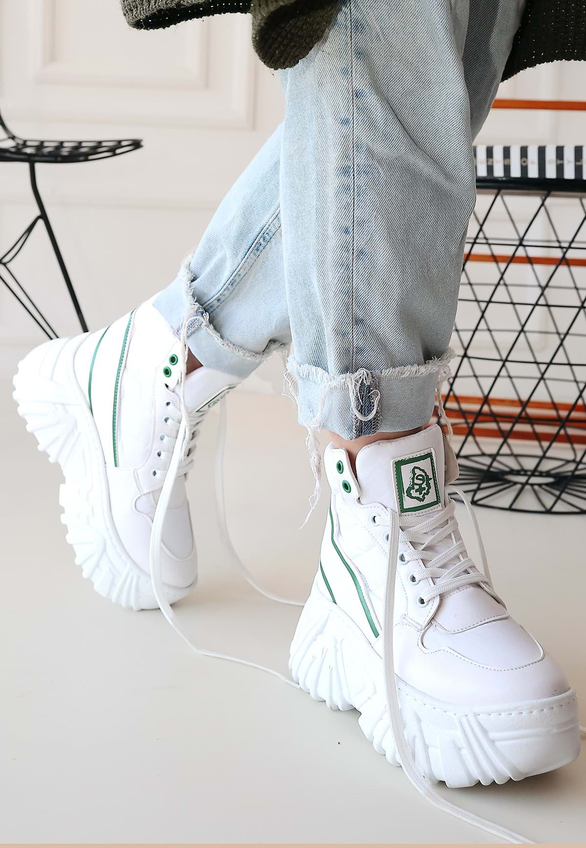 Maje Beyaz Cilt Yeşil Şeritli Bağcıklı Dolgu Taban Bot resmi