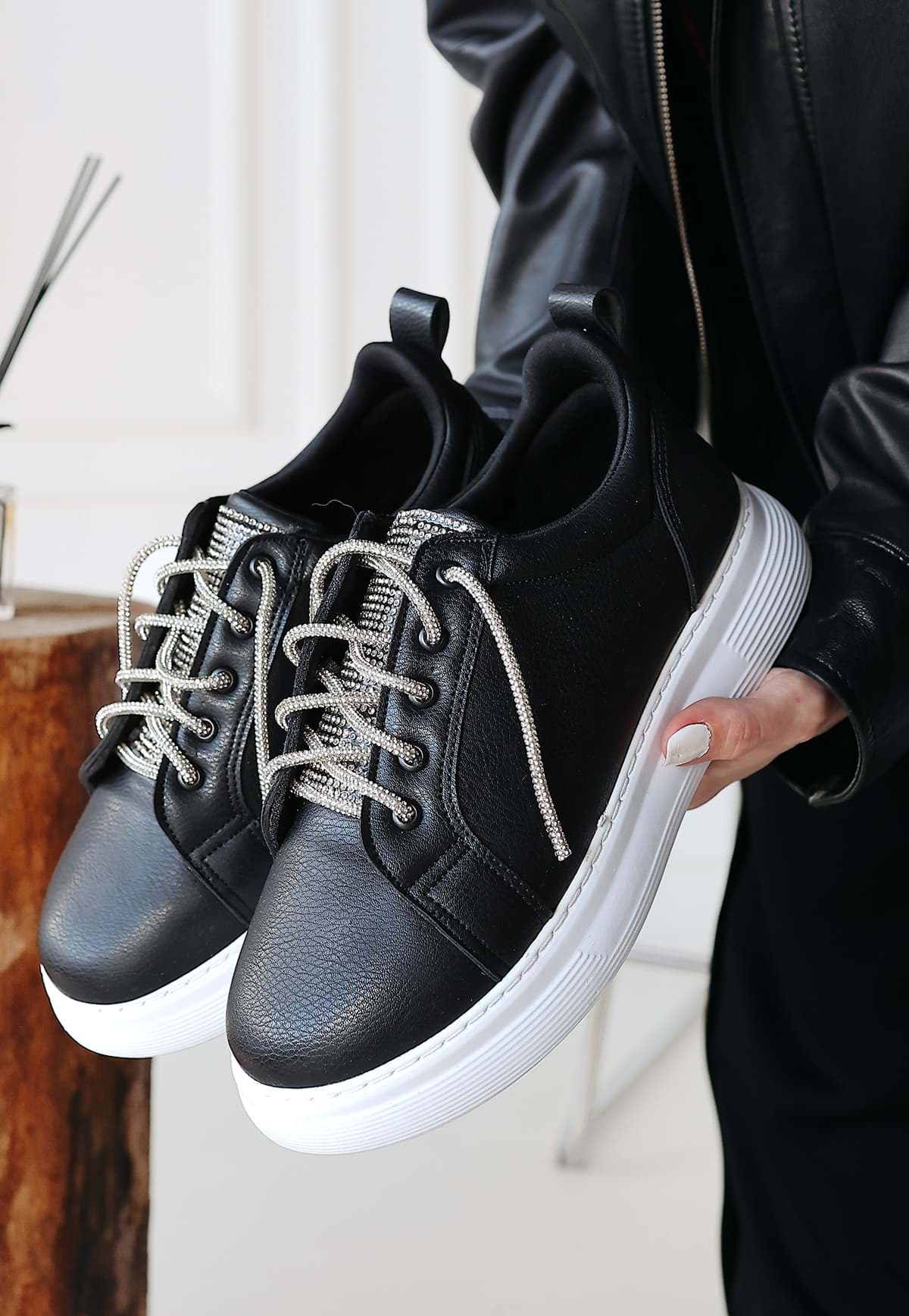 Picture of Jiana black skin laced sneakers