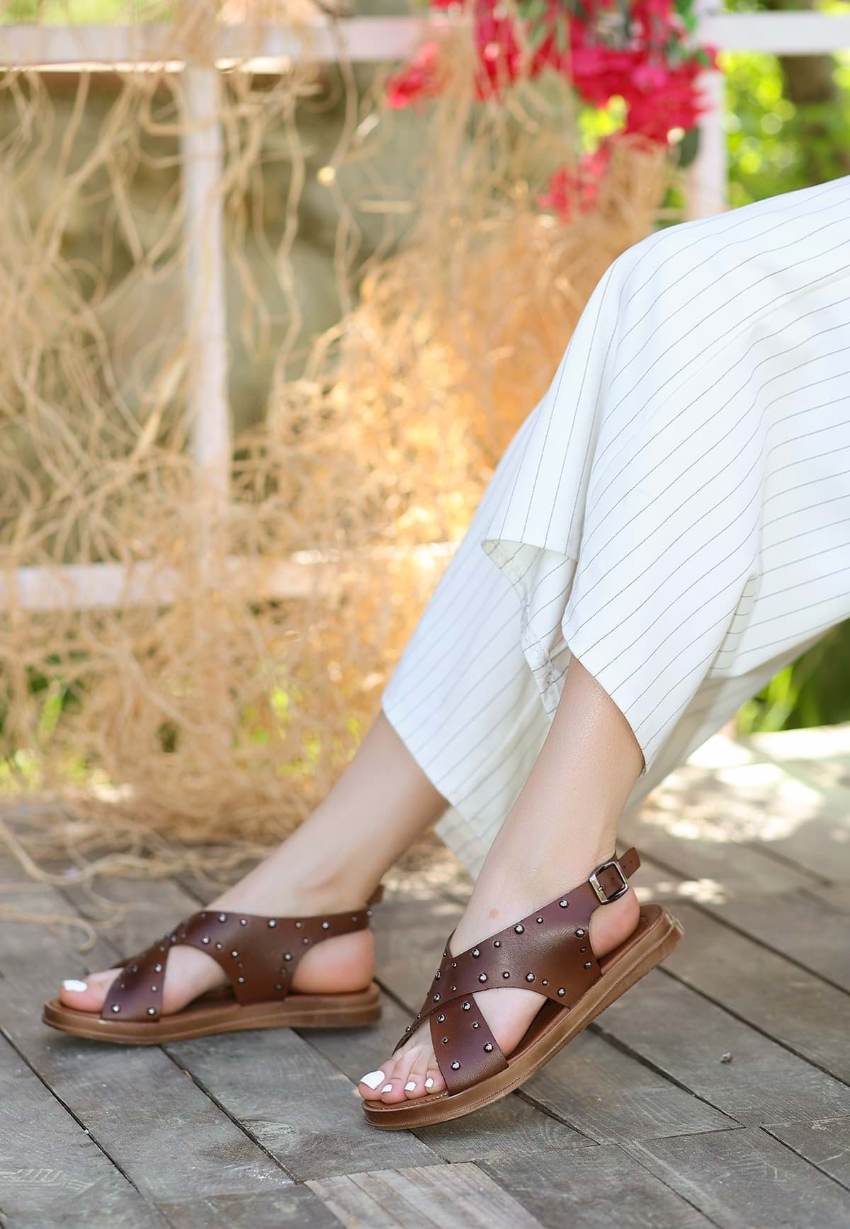 Lilan Taba Deri Sandalet resmi