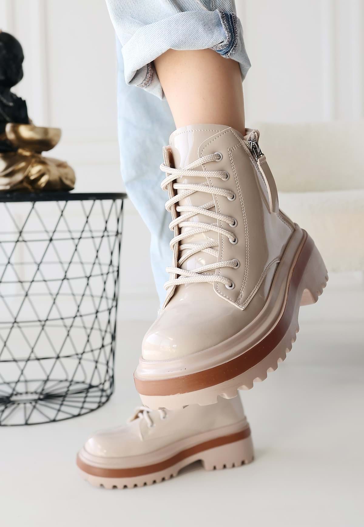 Jinya Bej Rugan Bağcıklı Bot resmi