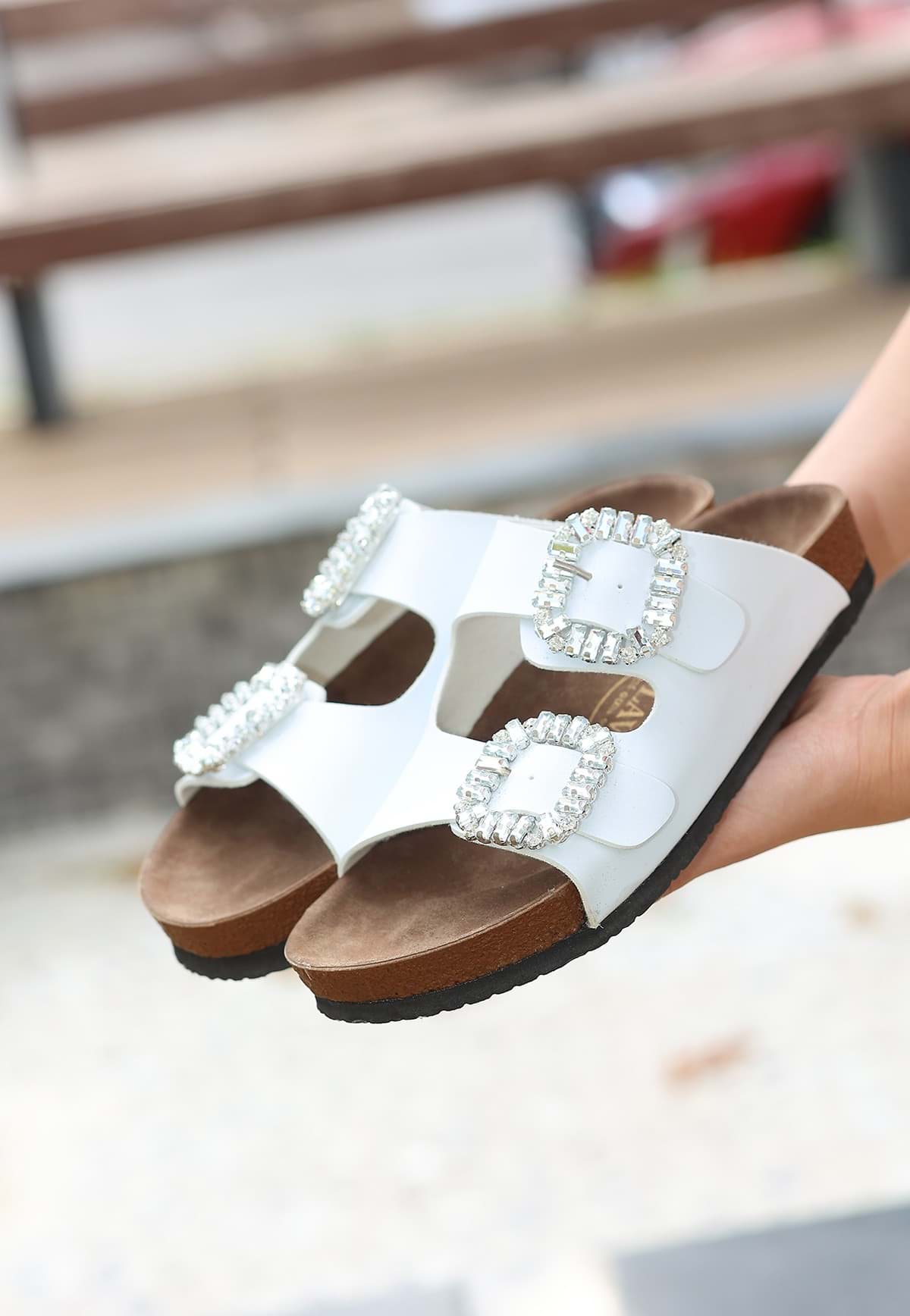 Nool Beyaz Cilt Terlik resmi