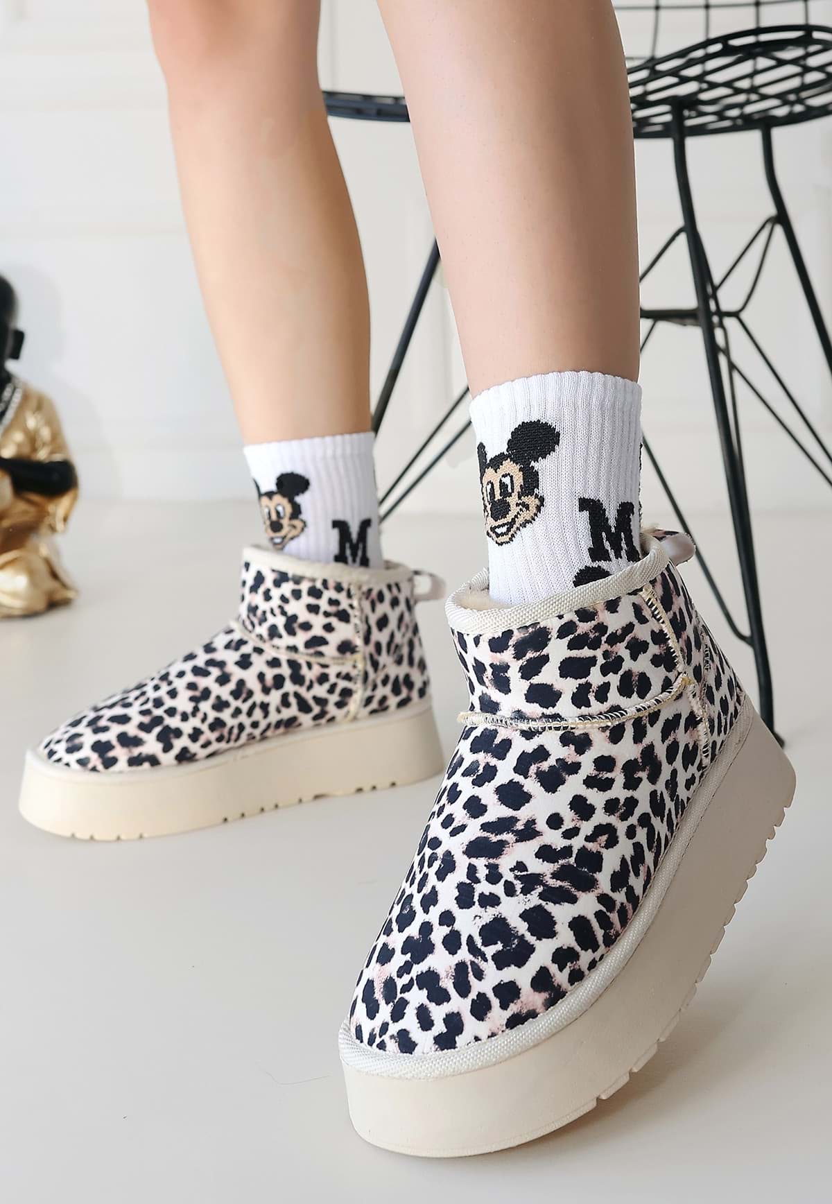 Linne Çita Süet Bot resmi