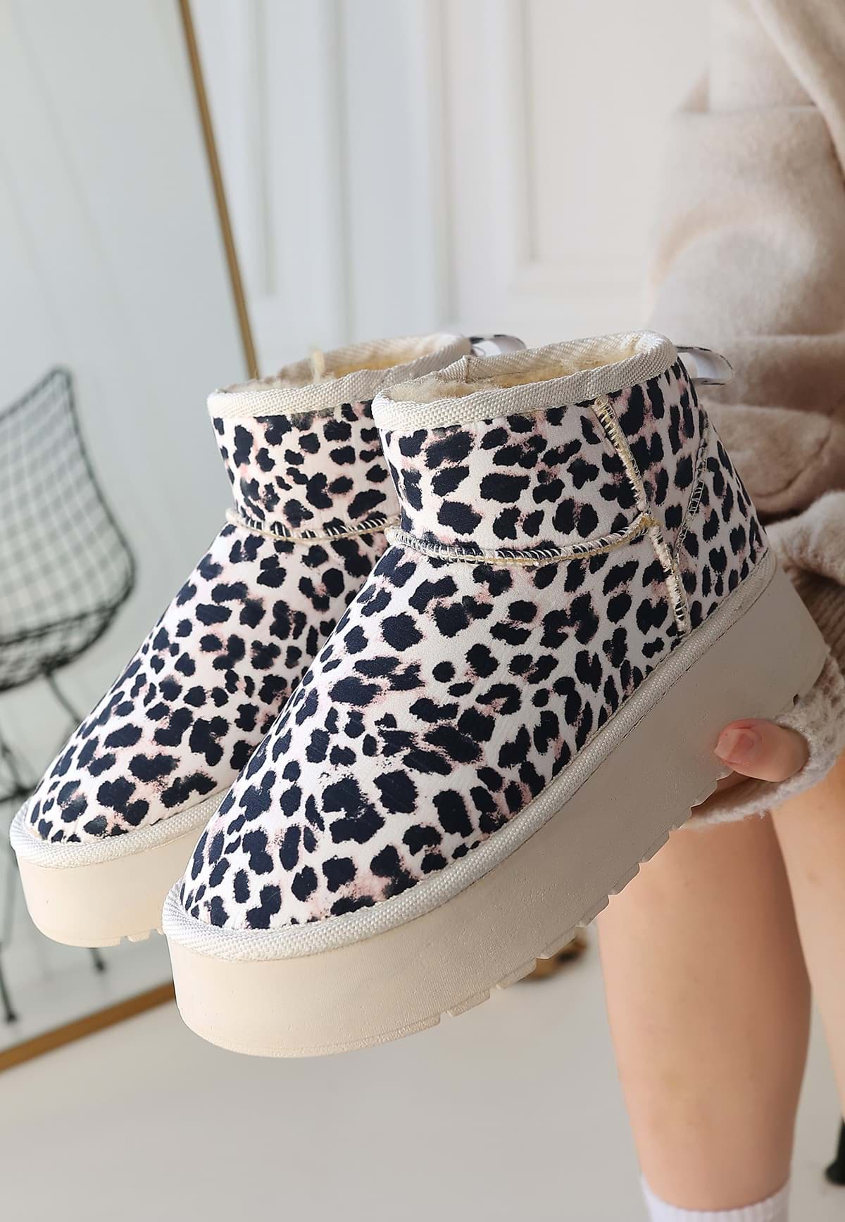 Linne Çita Süet Bot resmi