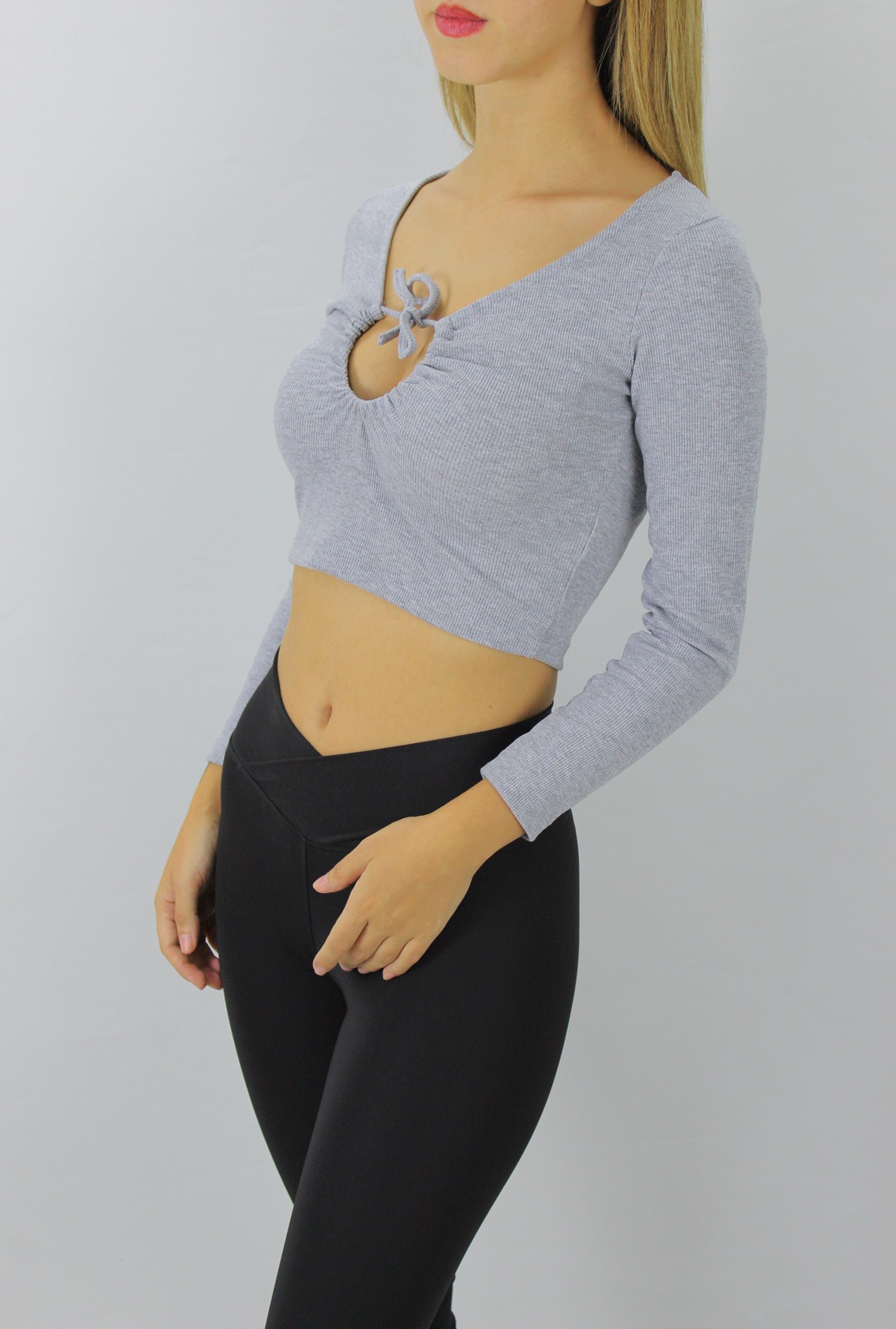 Picture of Gitilli Dekolteli Bluz Gri - 98797