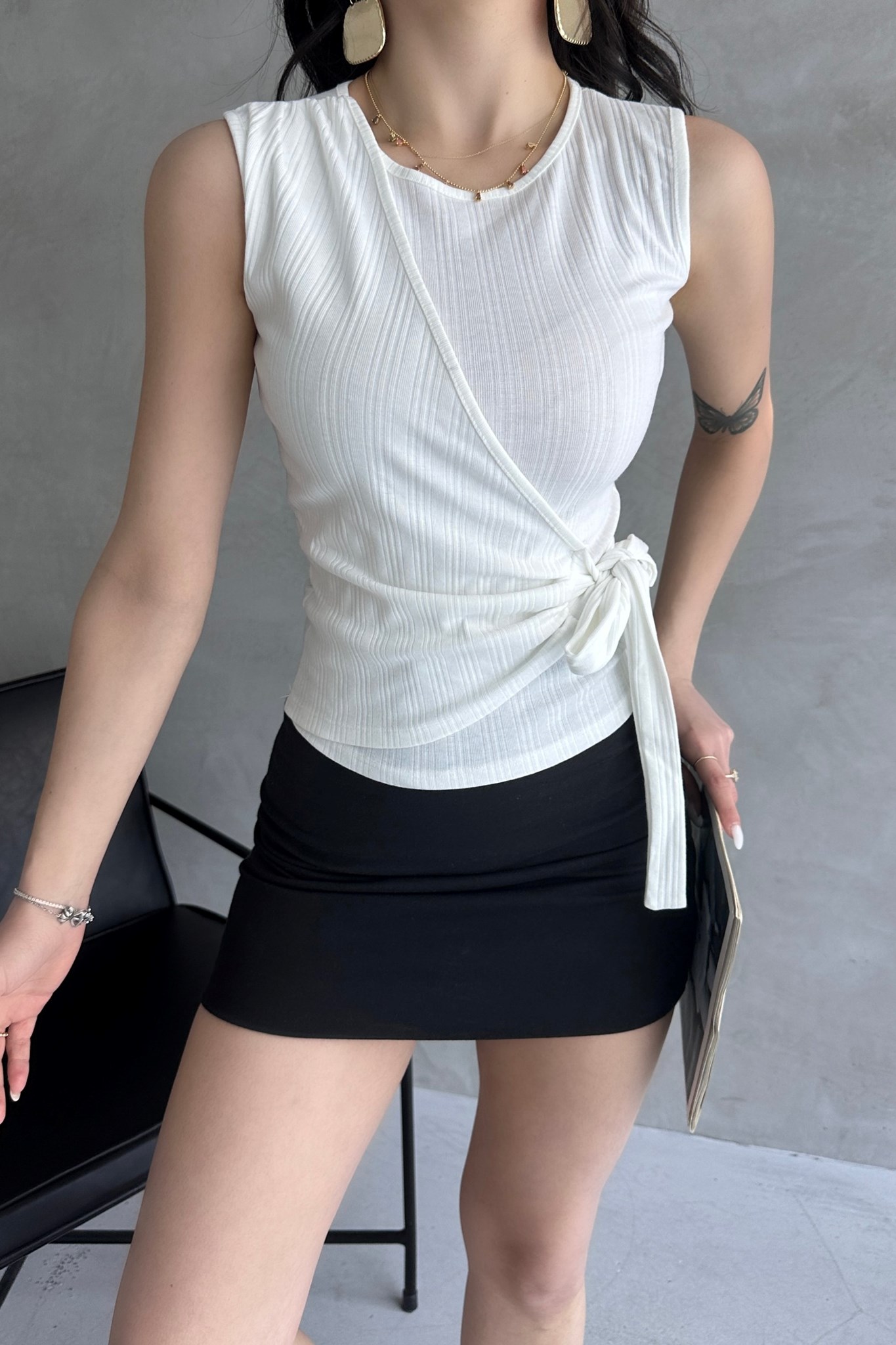 Picture of Askılı Önü Kruvaze Bağlamalı Bluz