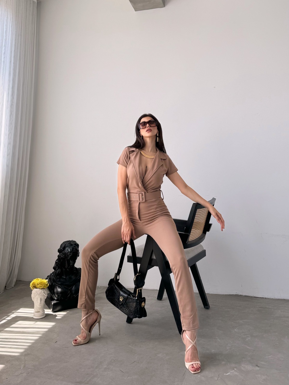 Picture of Yakalı Beli Kemerli Tulum