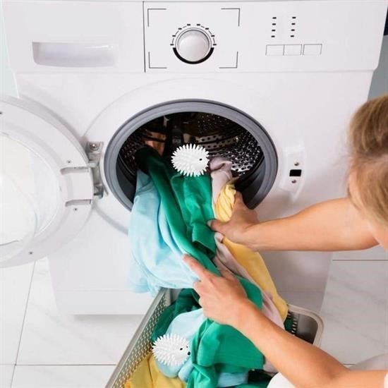 Turkish E Market® 2'Li Kirpi Model Tüy Toplayıcı Kırışık Önleyici Çamaşır Kurutma Topu resmi