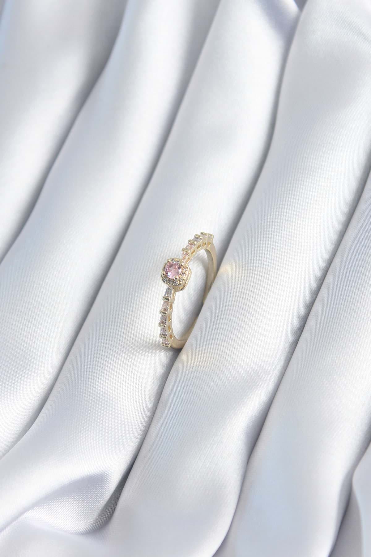 Pirinç Gümüş Renk Zirkon Taşlı Kadın Yüzük - TJ-BYK2892 resmi