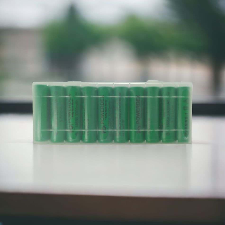 18650 3.7V 3200mAh Li-ion Şarjlı Pil + Pil Taşıma Kutusu 10 lu SET Başlıksız resmi