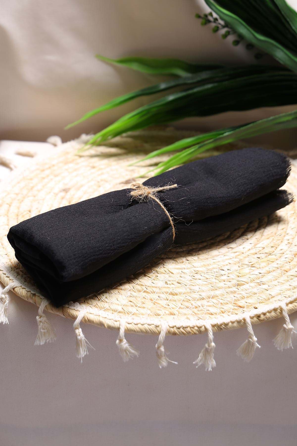 Picture of Mio Jazz Shawl Black - 17712.1817.