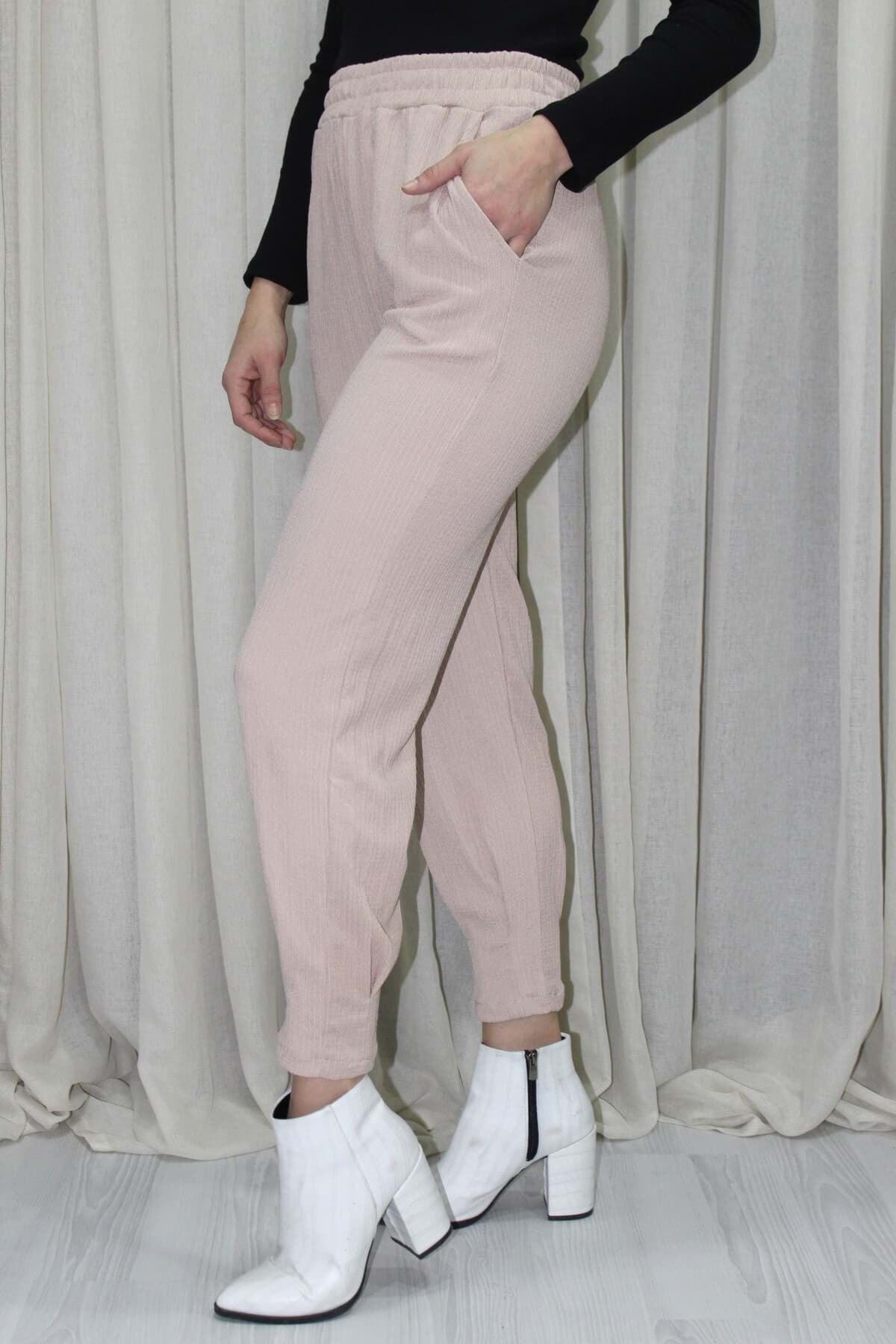 Krinkıl Paça Pensli Pantolon Vizon - 130.265 resmi