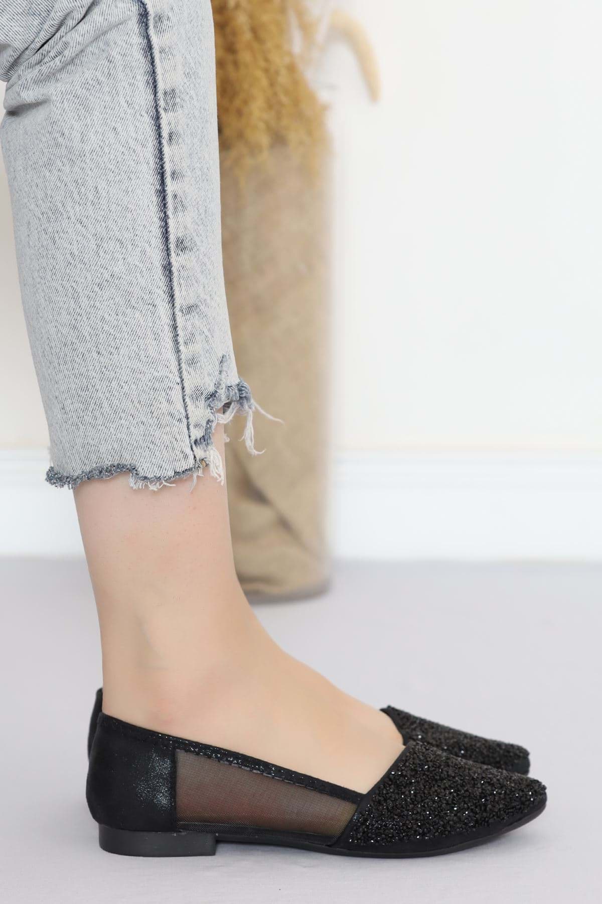 Picture of Side of the stone with tulle detailed ballet black - 17293.264.